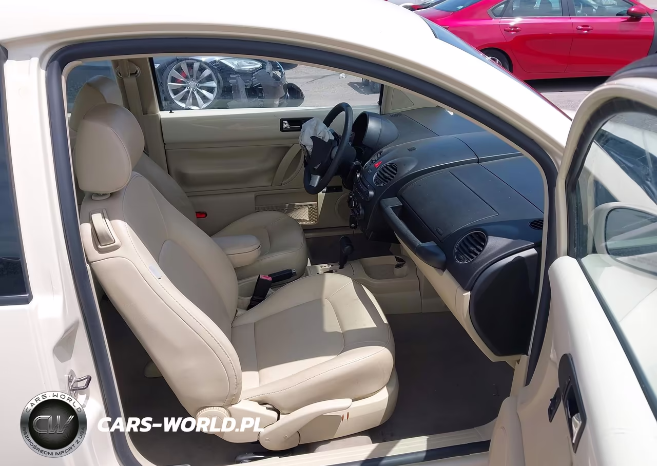 2008 Volkswagen New Beetle S VIN:3VWPW31C58M524130 - 5