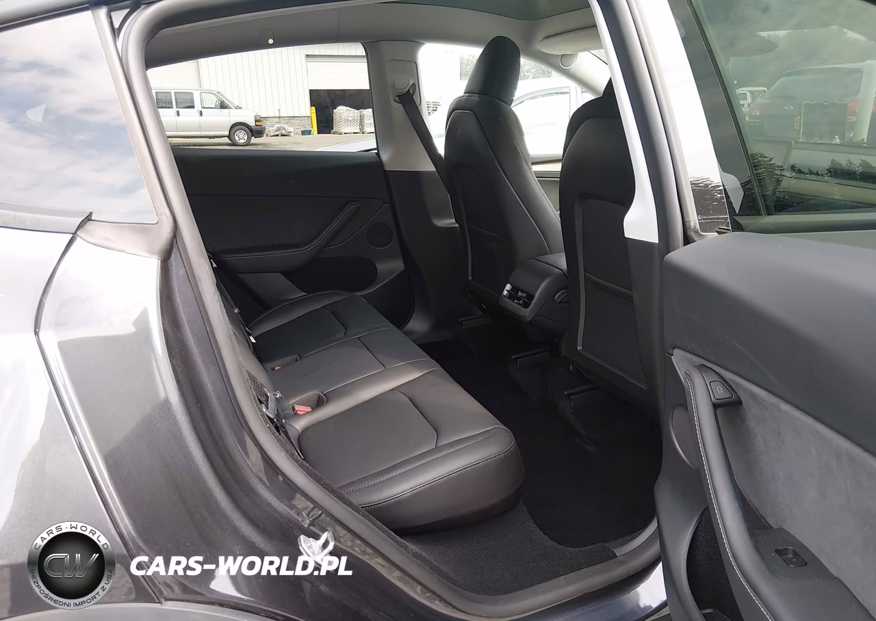 2025 Tesla Model Y Performance Dual Motor All-Wheel Drive VIN:7SAYGDEF8SF265212 - 20