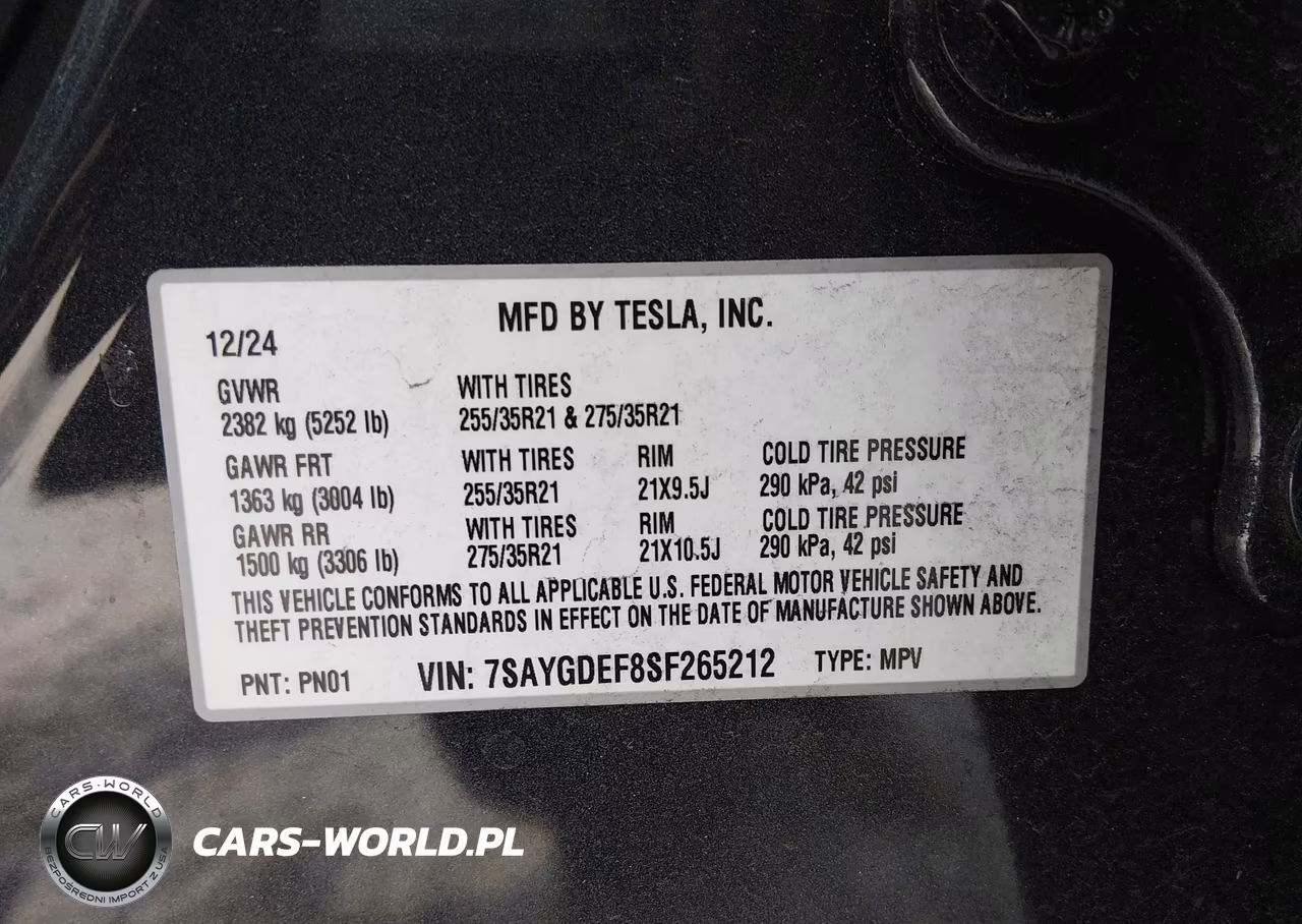2025 Tesla Model Y Performance Dual Motor All-Wheel Drive VIN:7SAYGDEF8SF265212 - 9