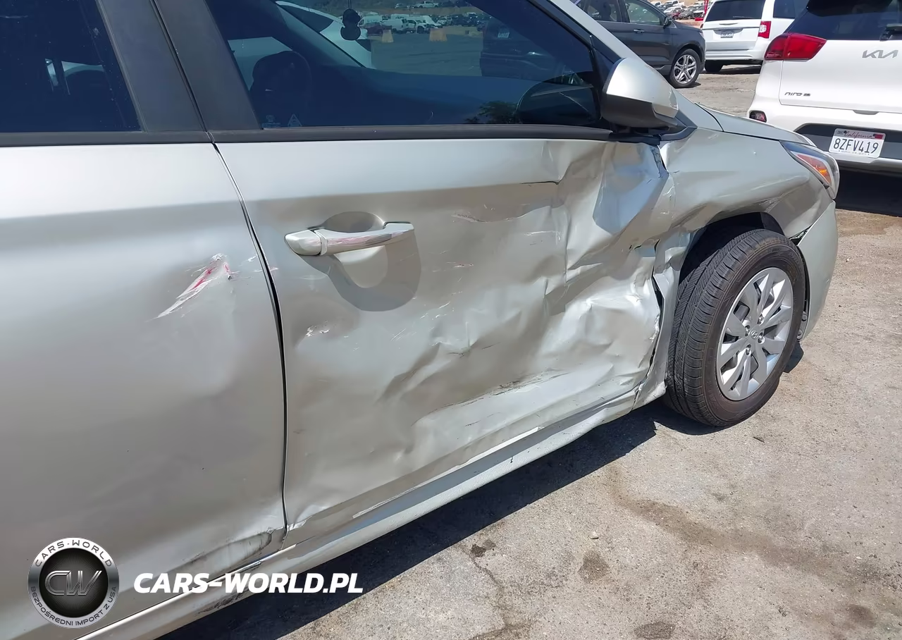 2019 Hyundai Accent Se VIN:3KPC24A33KE069525 - 12