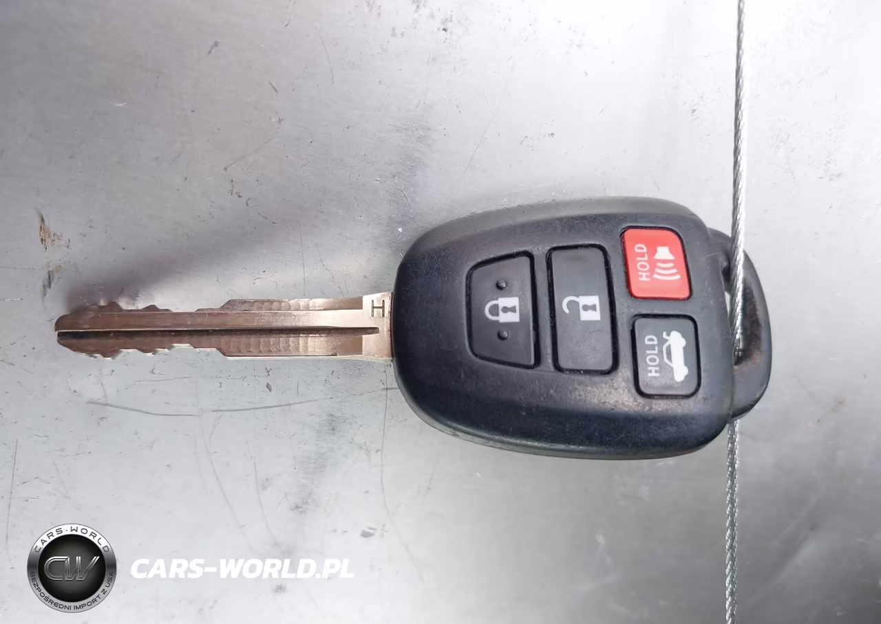 2018 Toyota Corolla Le VIN:5YFBURHE3JP771741 - 11