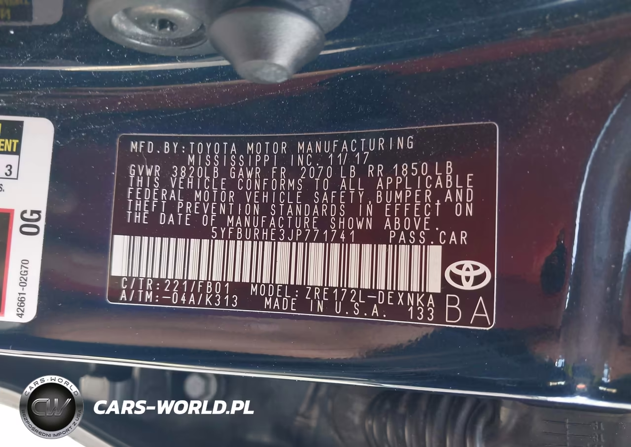 2018 Toyota Corolla Le VIN:5YFBURHE3JP771741 - 9