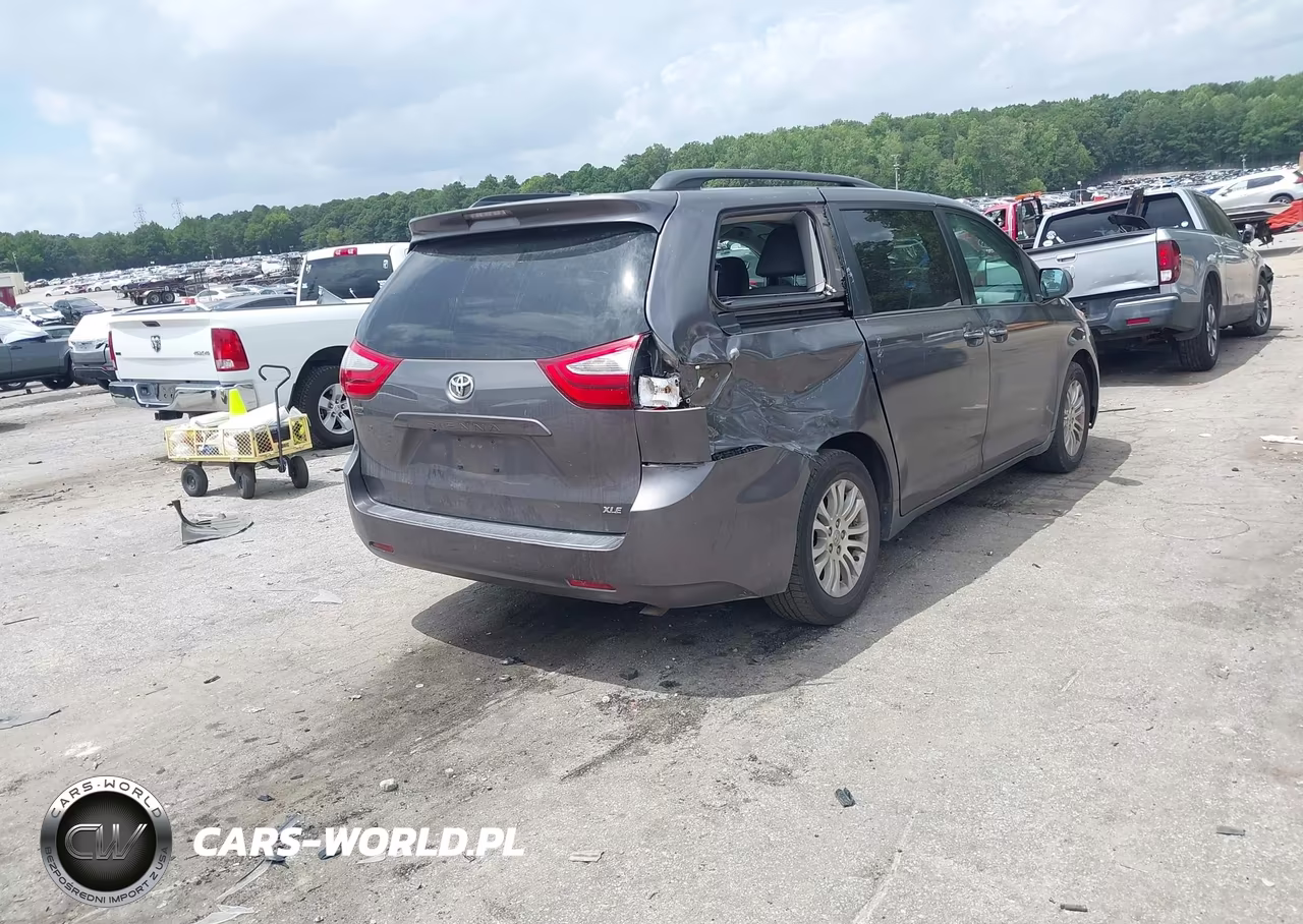 2015 Toyota Sienna Xle 8 Passenger VIN:5TDYK3DC7FS620143 - 4
