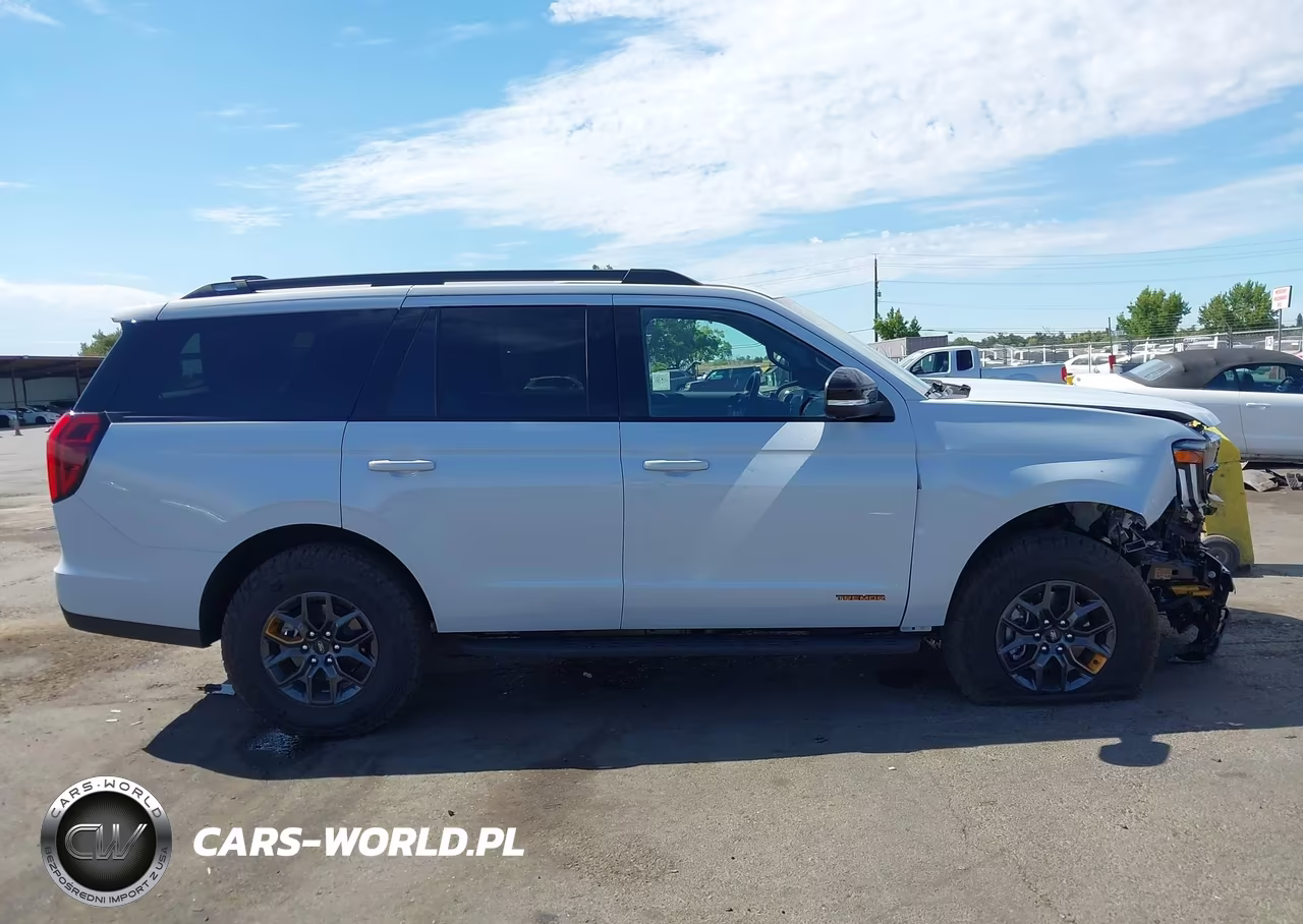 2026 Ford Expedition Tremor VIN:1FMJU1RG3TEA35925 - 13
