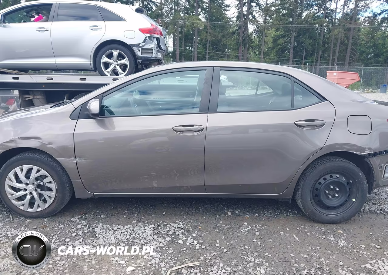 2018 Toyota Corolla Le VIN:2T1BURHE5JC046206 - 15