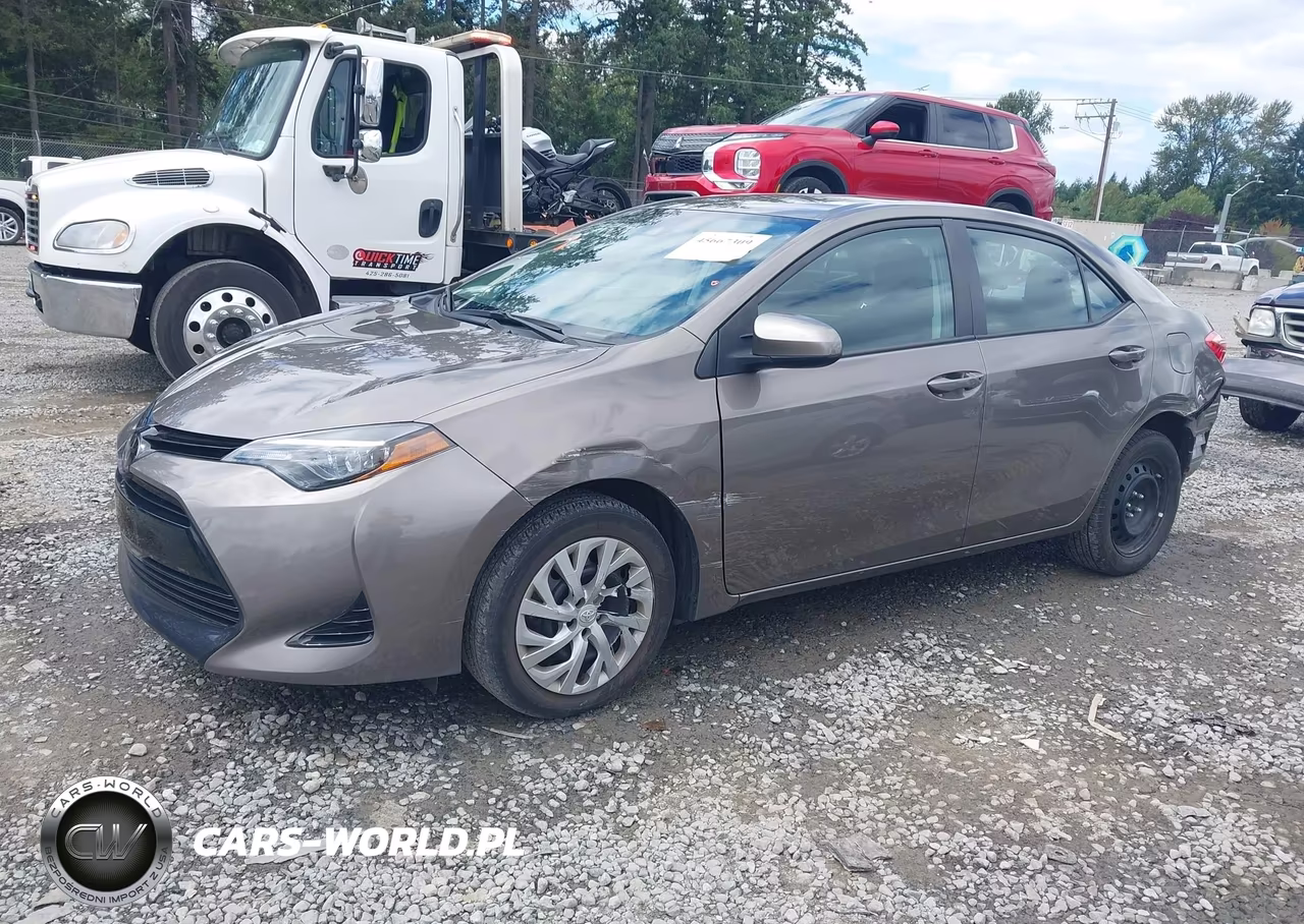 2018 Toyota Corolla Le VIN:2T1BURHE5JC046206 - 2