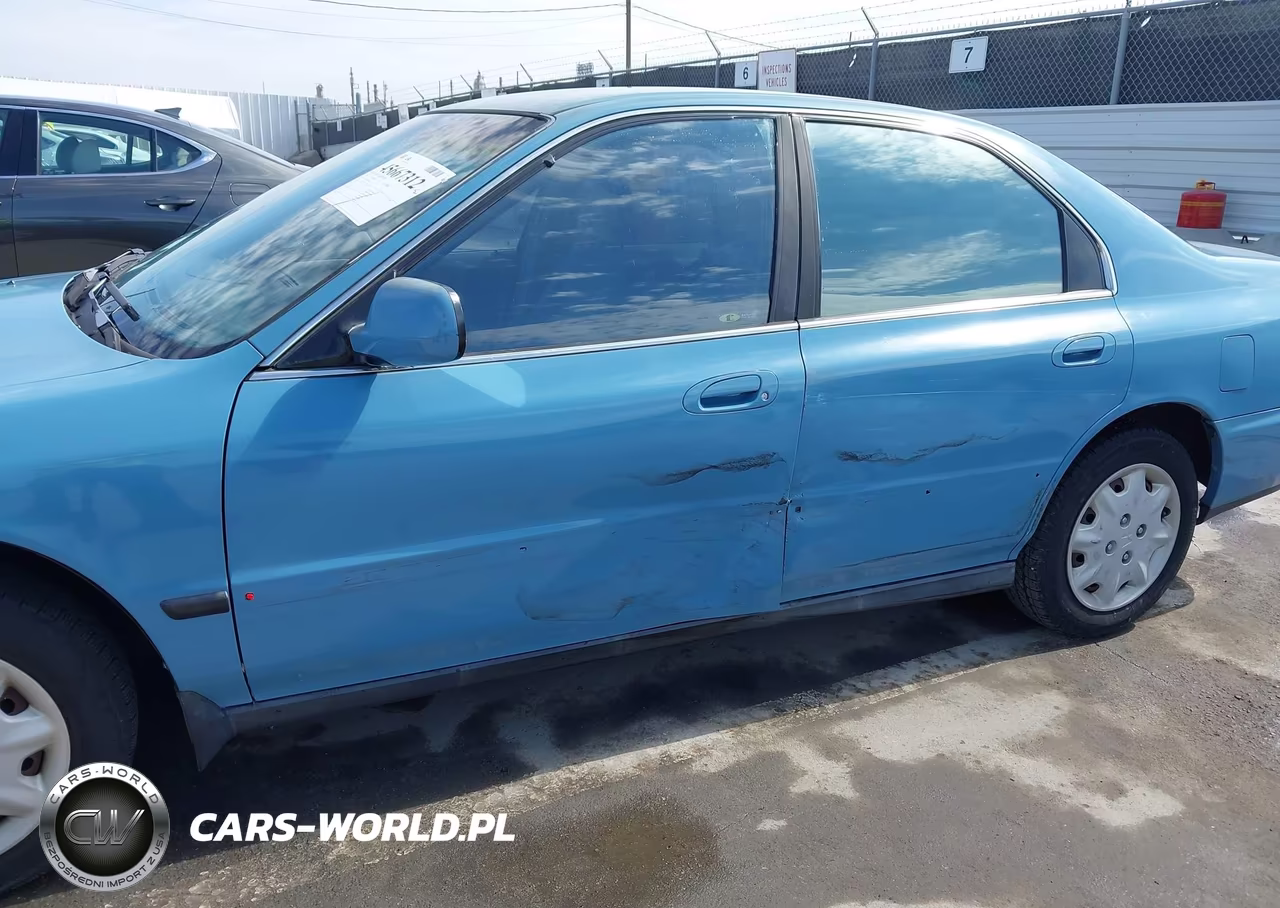 1997 Honda Accord Lx VIN:1HGCD5638VA019026 - 6