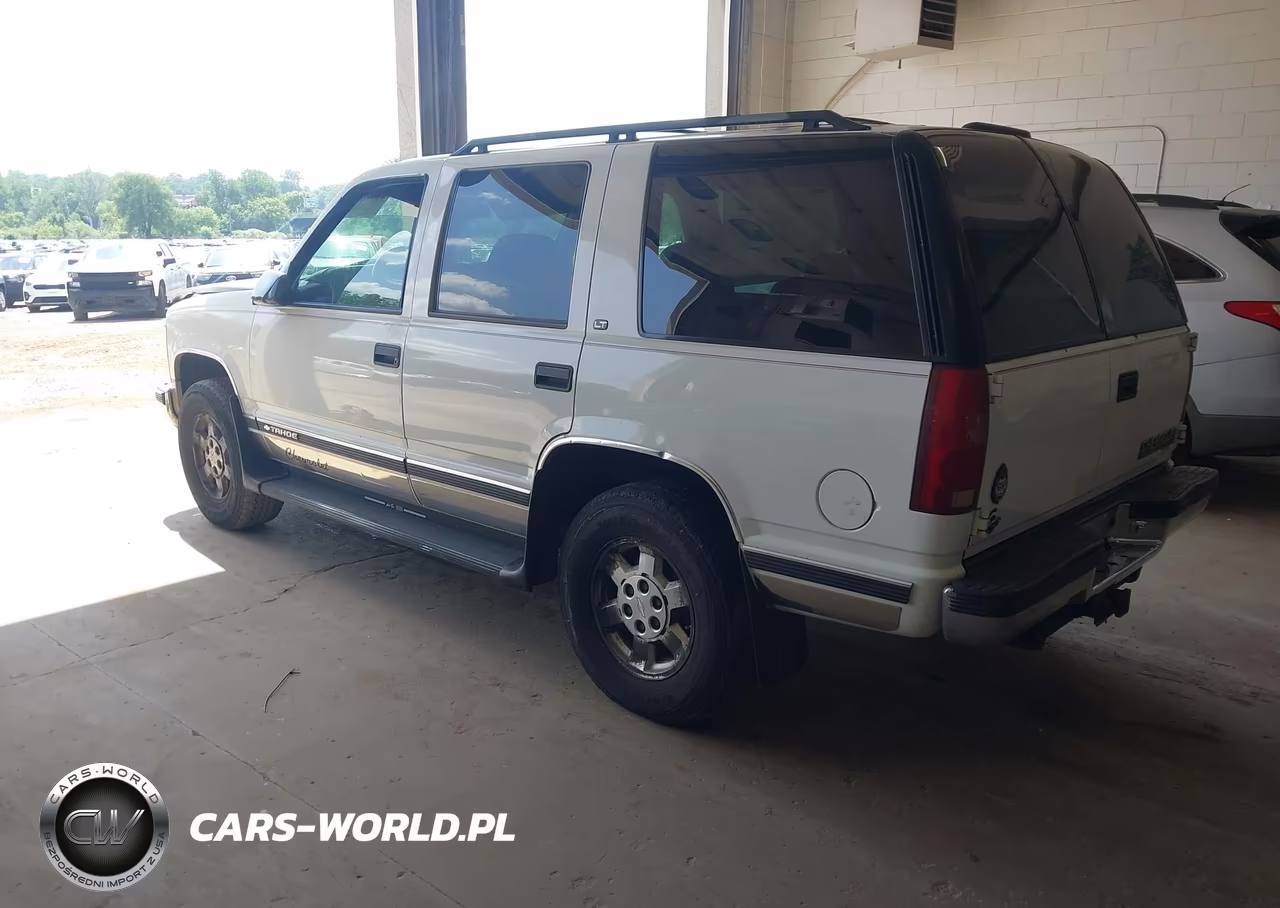 1999 Chevrolet Tahoe Ls VIN:1GNEK13R8XJ531457 - 3