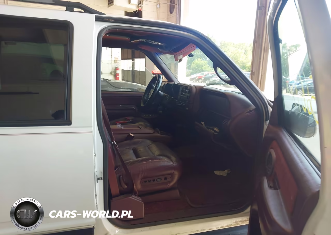 1999 Chevrolet Tahoe Ls VIN:1GNEK13R8XJ531457 - 5