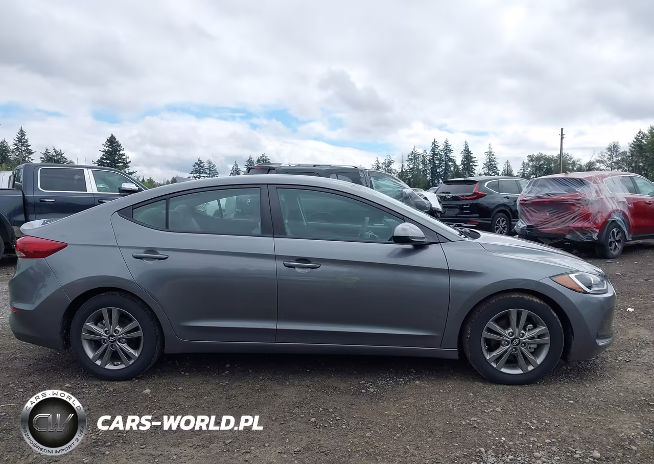 2018 Hyundai Elantra Sel VIN:5NPD84LF2JH392646 - 13