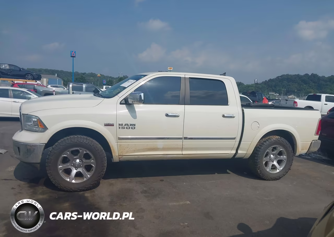 2017 Ram 1500 Laramie 4X4 5'7 Box VIN:1C6RR7NT0HS502877 - 14