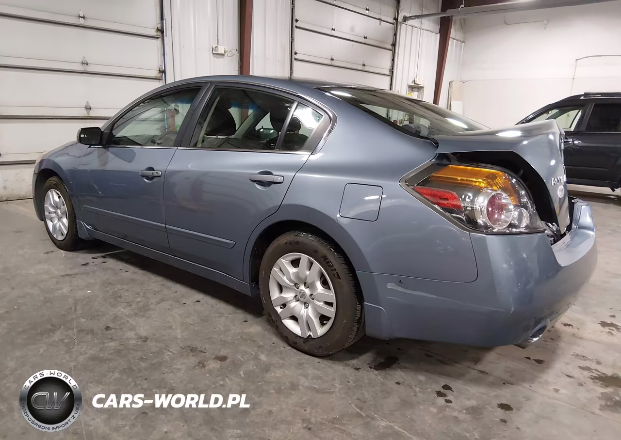 2010 Nissan Altima 2.5 S VIN:1N4AL2AP4AC178695 - 3