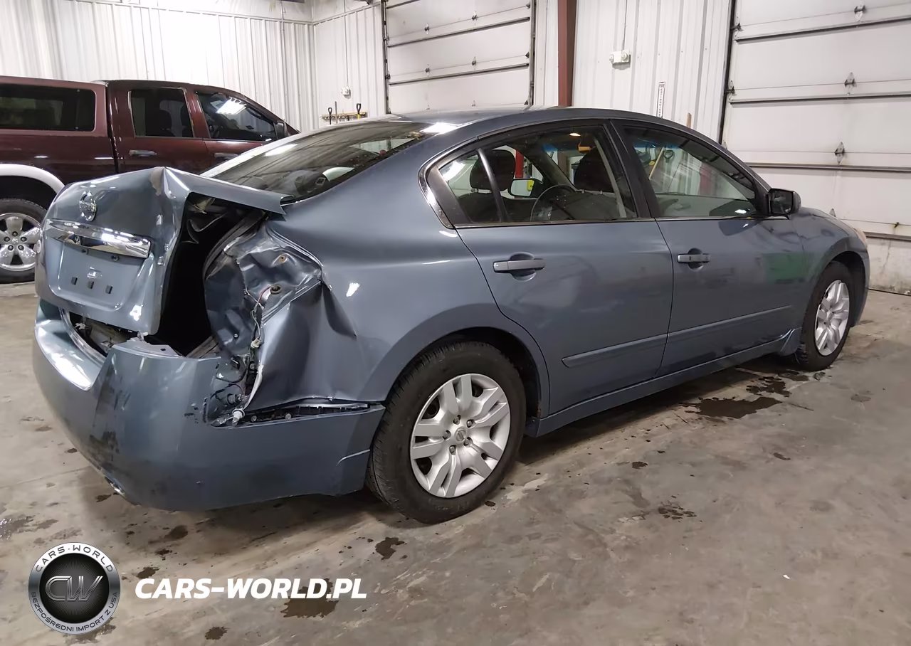 2010 Nissan Altima 2.5 S VIN:1N4AL2AP4AC178695 - 4