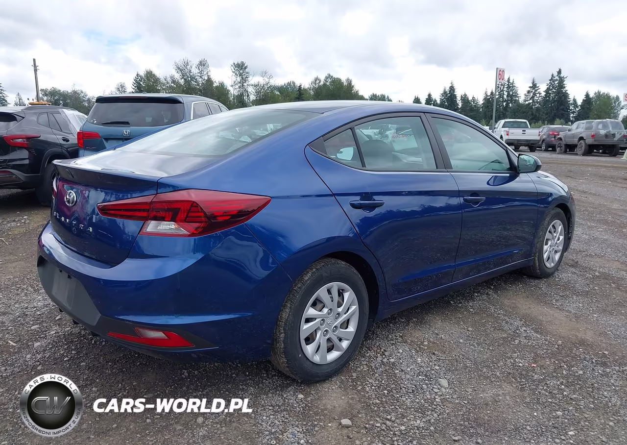 2019 Hyundai Elantra Se VIN:5NPD74LF7KH440727 - 4