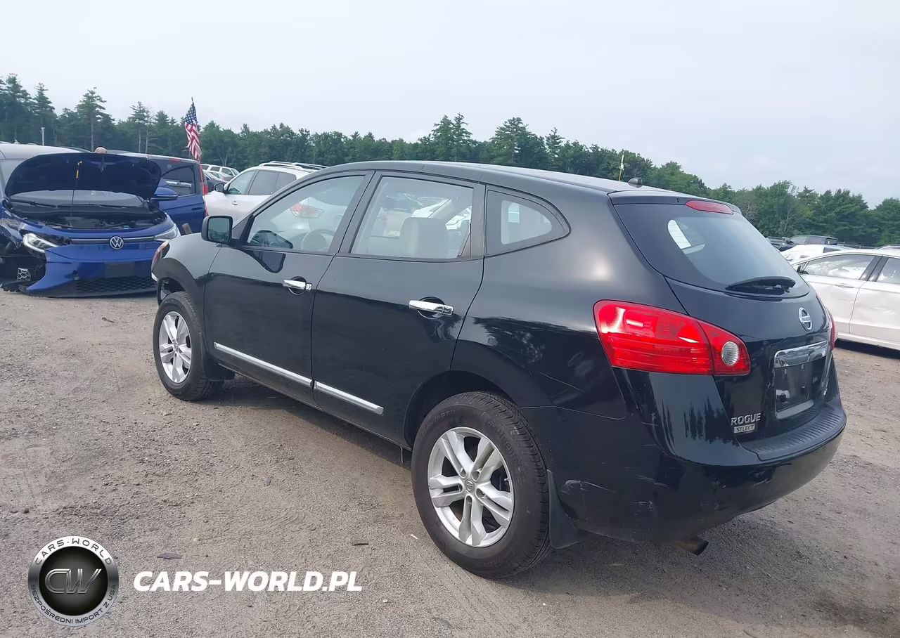 2015 Nissan Rogue Select S VIN:JN8AS5MV2FW770874 - 3