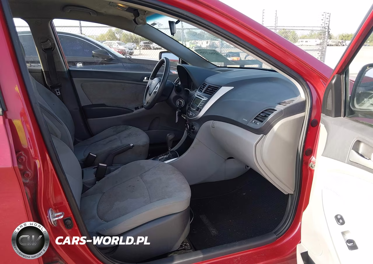 2013 Hyundai Accent Gs VIN:KMHCT5AE1DU084710 - 5