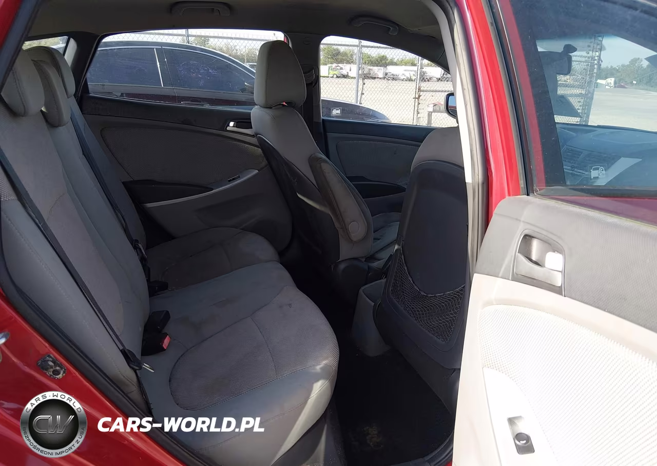 2013 Hyundai Accent Gs VIN:KMHCT5AE1DU084710 - 8