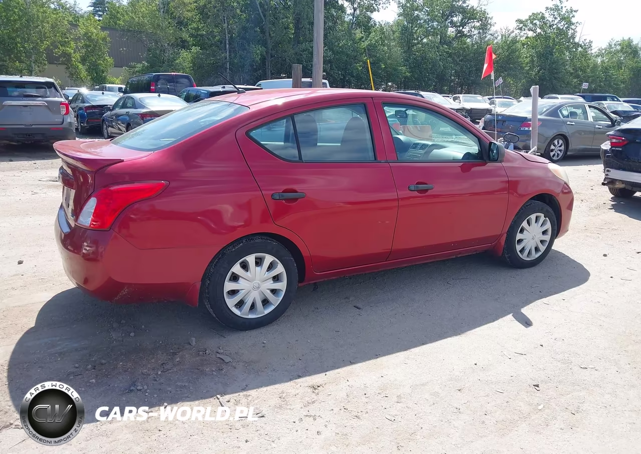 2014 Nissan Versa 1.6 S+ VIN:3N1CN7AP1EL814383 - 4