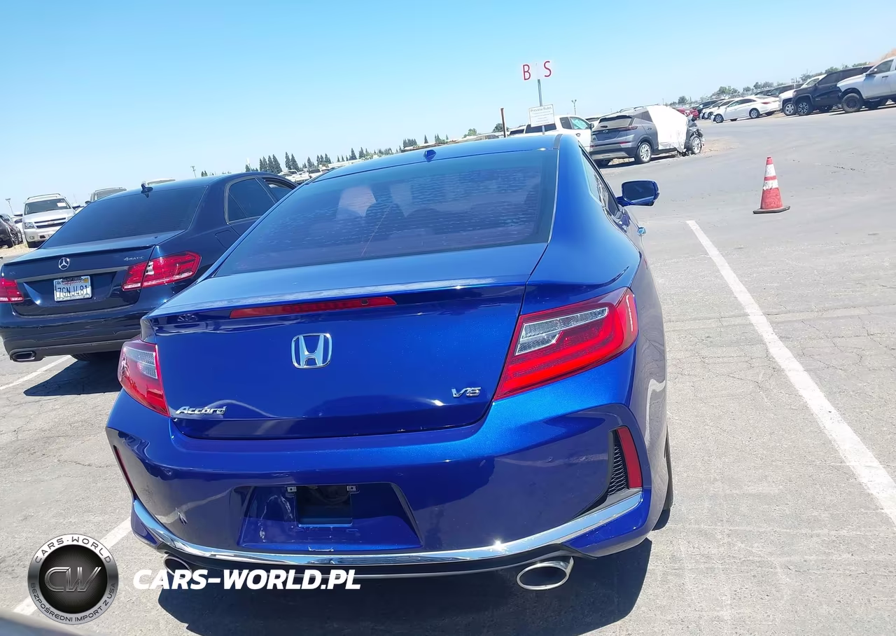 2017 Honda Accord Ex-L V6 VIN:1HGCT2A88HA000324 - 16