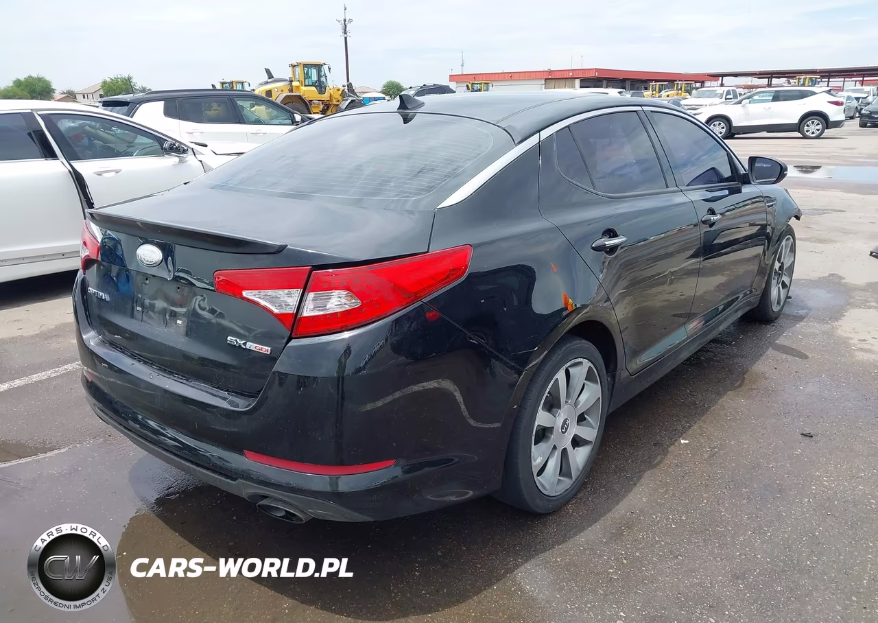2013 Kia Optima Sx VIN:5XXGR4A68DG240710 - 4