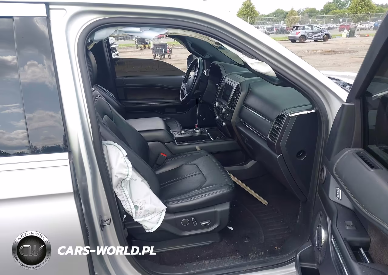 2019 Ford Expedition Limited VIN:1FMJU2AT8KEA17563 - 5