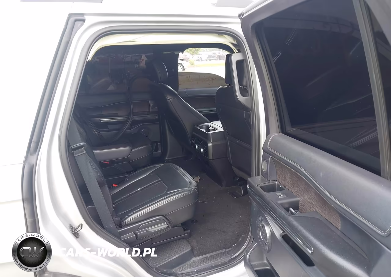 2019 Ford Expedition Limited VIN:1FMJU2AT8KEA17563 - 8