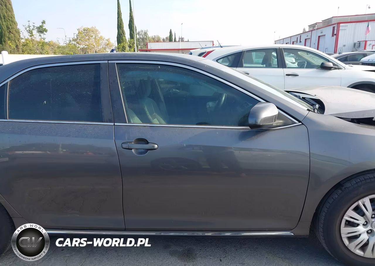 2014 Toyota Camry Le VIN:4T4BF1FK1ER414458 - 13