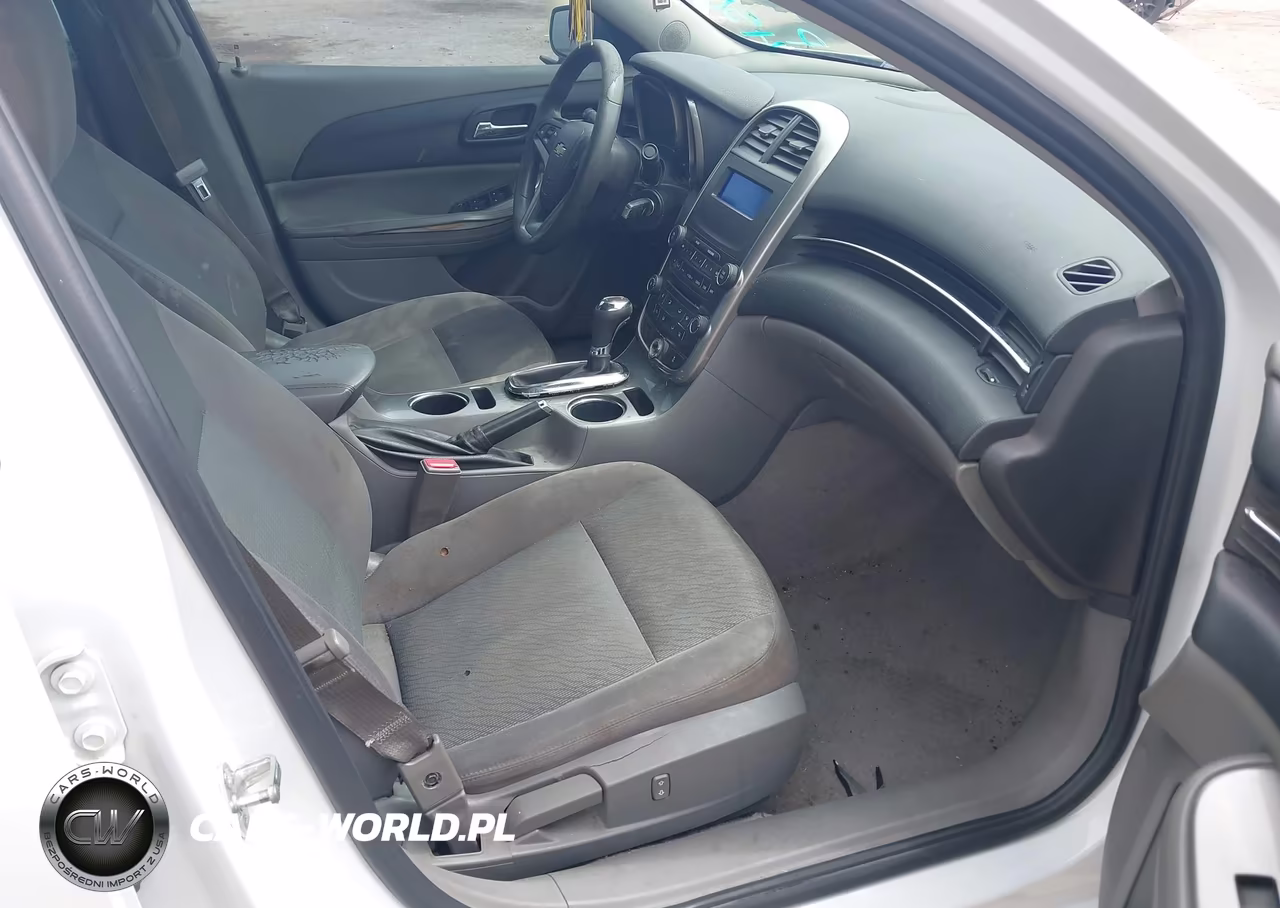 2015 Chevrolet Malibu Ls VIN:1G11B5SL7FF316903 - 5