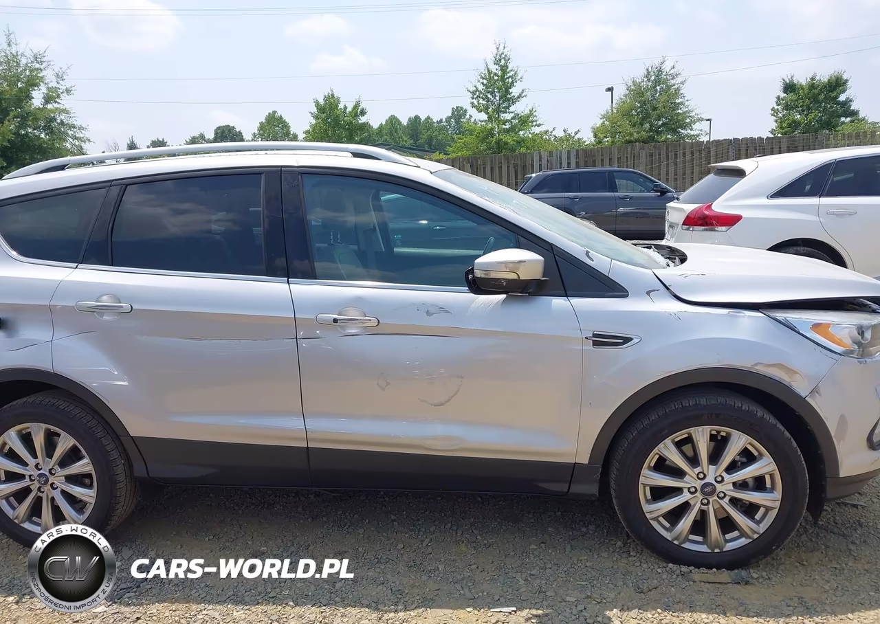 2017 Ford Escape Titanium VIN:1FMCU0J92HUA57962 - 13