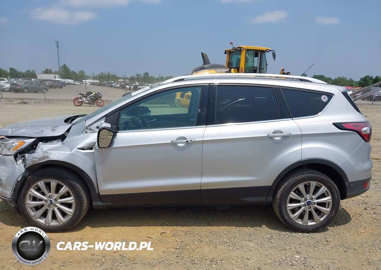 2017 Ford Escape Titanium VIN:1FMCU0J92HUA57962 - 14