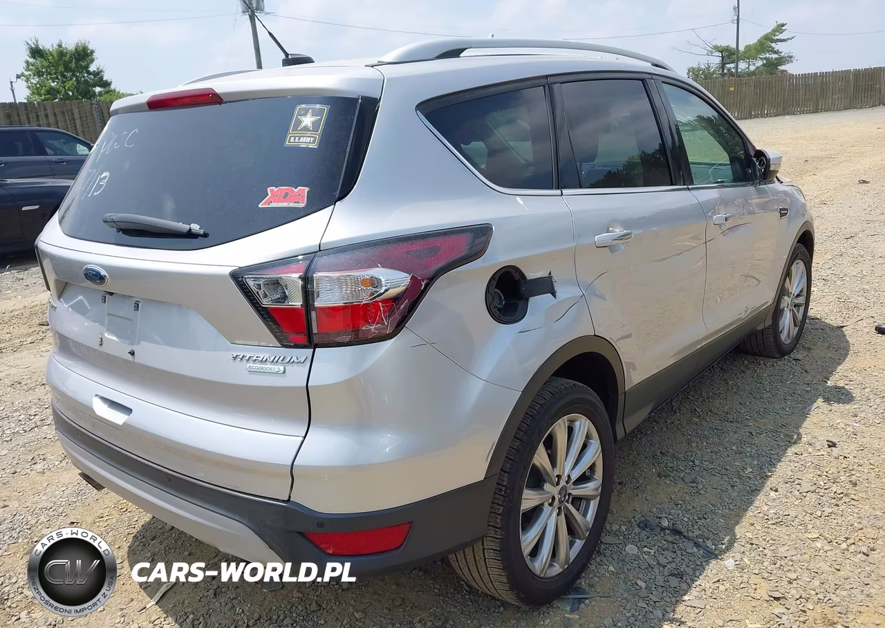 2017 Ford Escape Titanium VIN:1FMCU0J92HUA57962 - 4