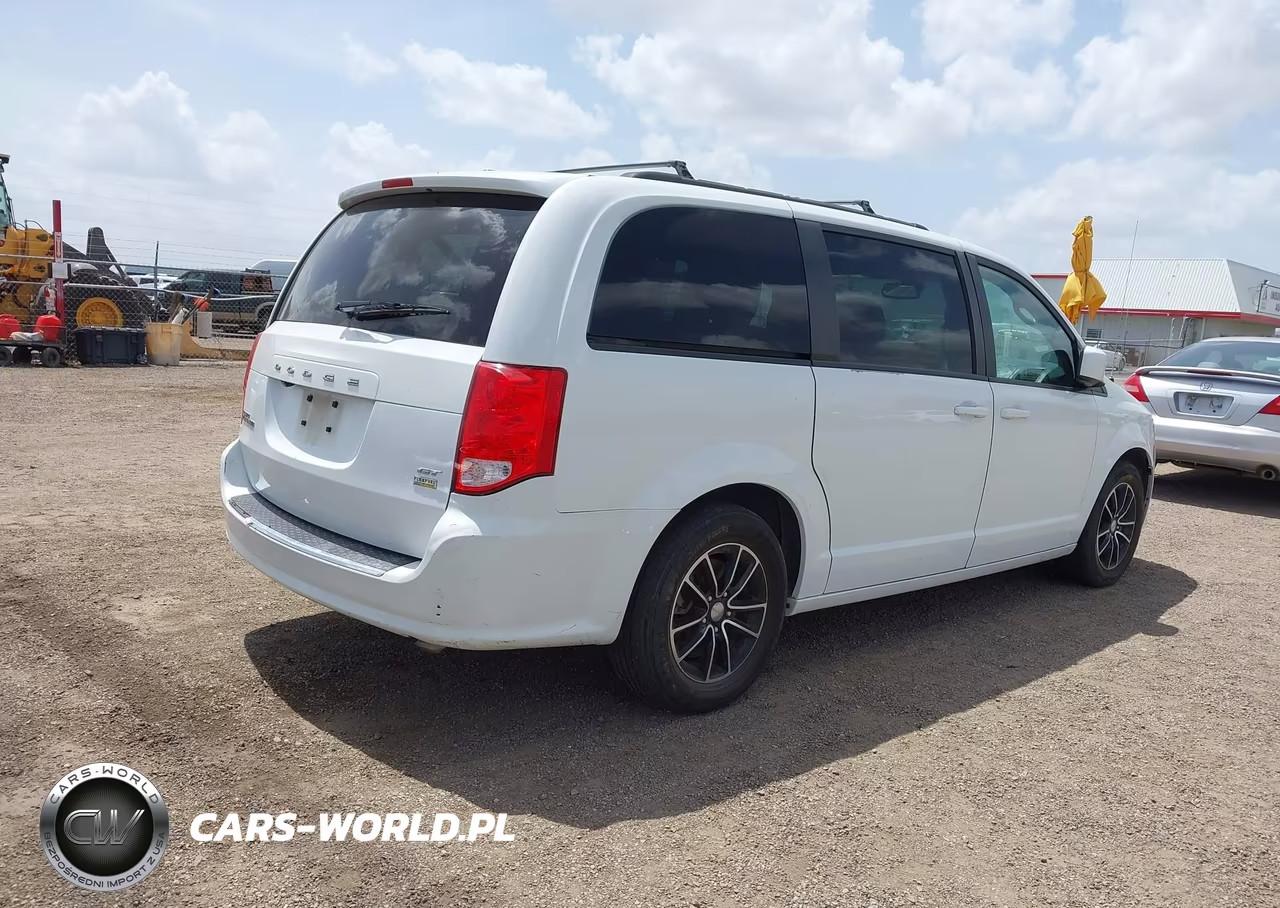2019 Dodge Grand Caravan Gt VIN:2C4RDGEG1KR516502 - 4