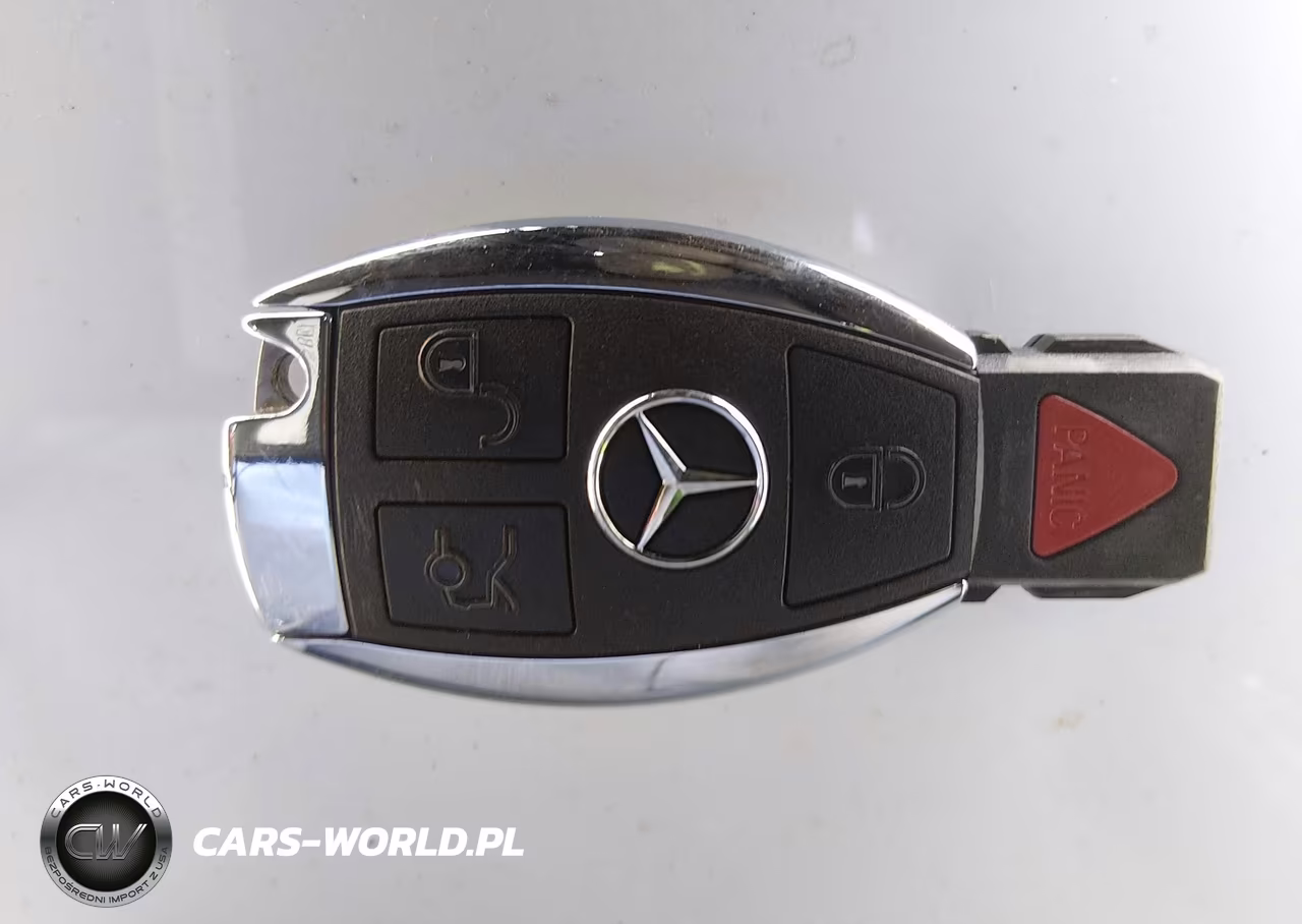 2015 Mercedes-Benz C 300 4Matic VIN:55SWF4KB2FU008818 - 11