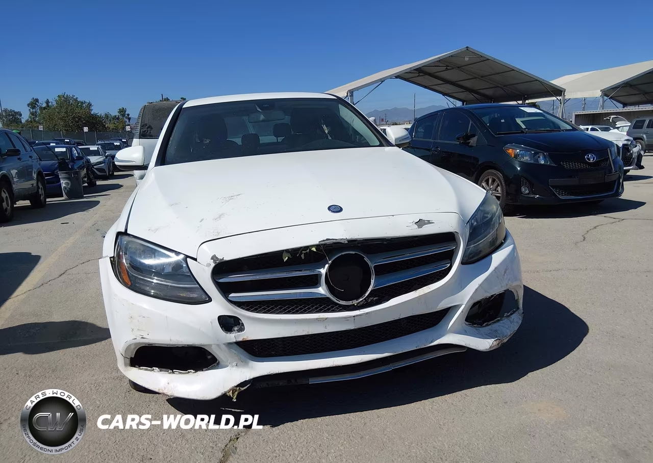 2015 Mercedes-Benz C 300 4Matic VIN:55SWF4KB2FU008818 - 6