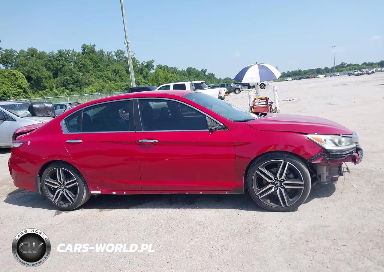 2016 Honda Accord Sport VIN:1HGCR2F56GA148614 - 13