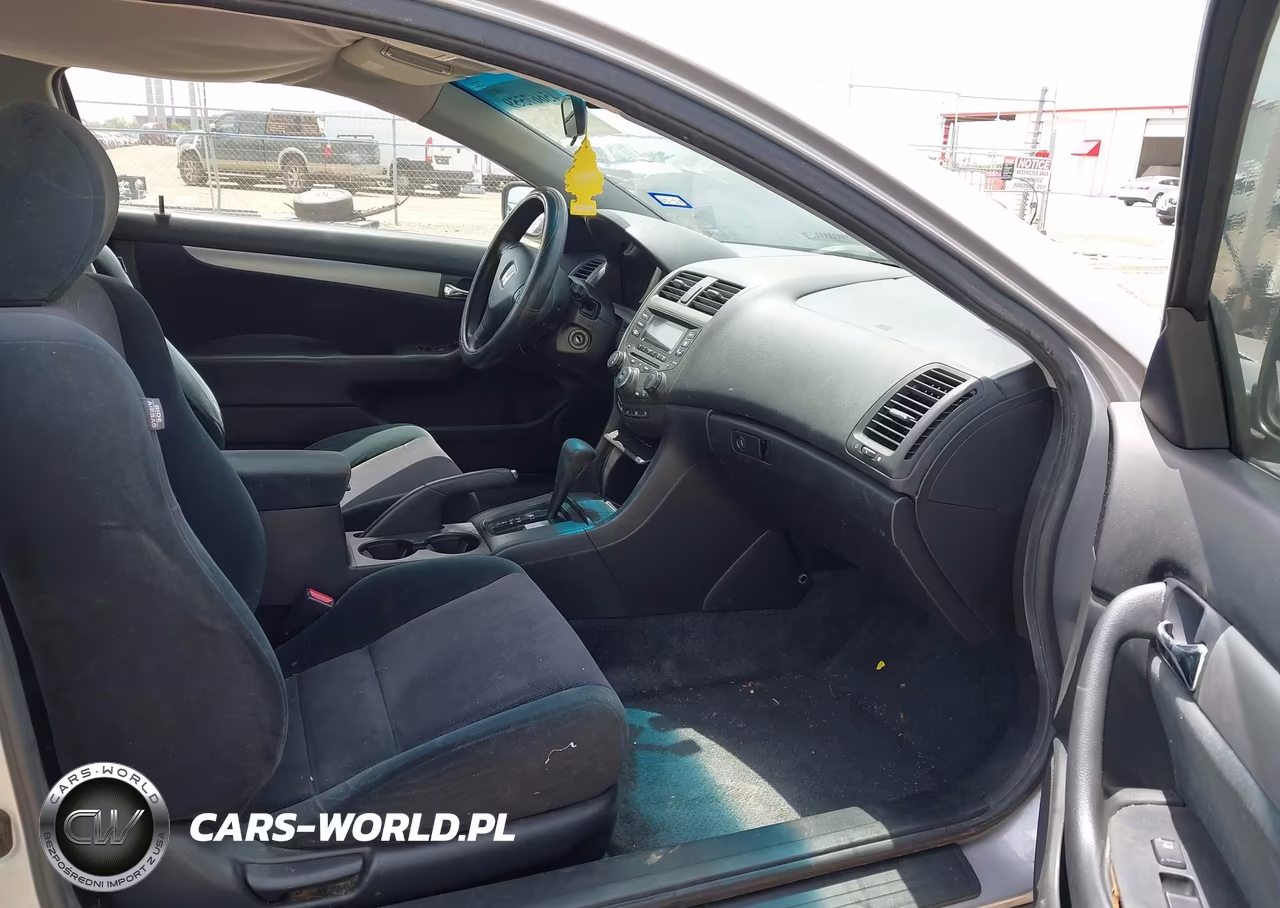 2003 Honda Accord Cpe Lx VIN:1HGCM82253A017925 - 5