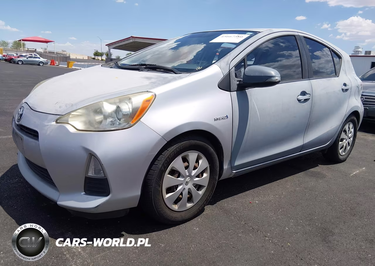 2012 Toyota Prius C Two VIN:JTDKDTB38C1521455 - 2