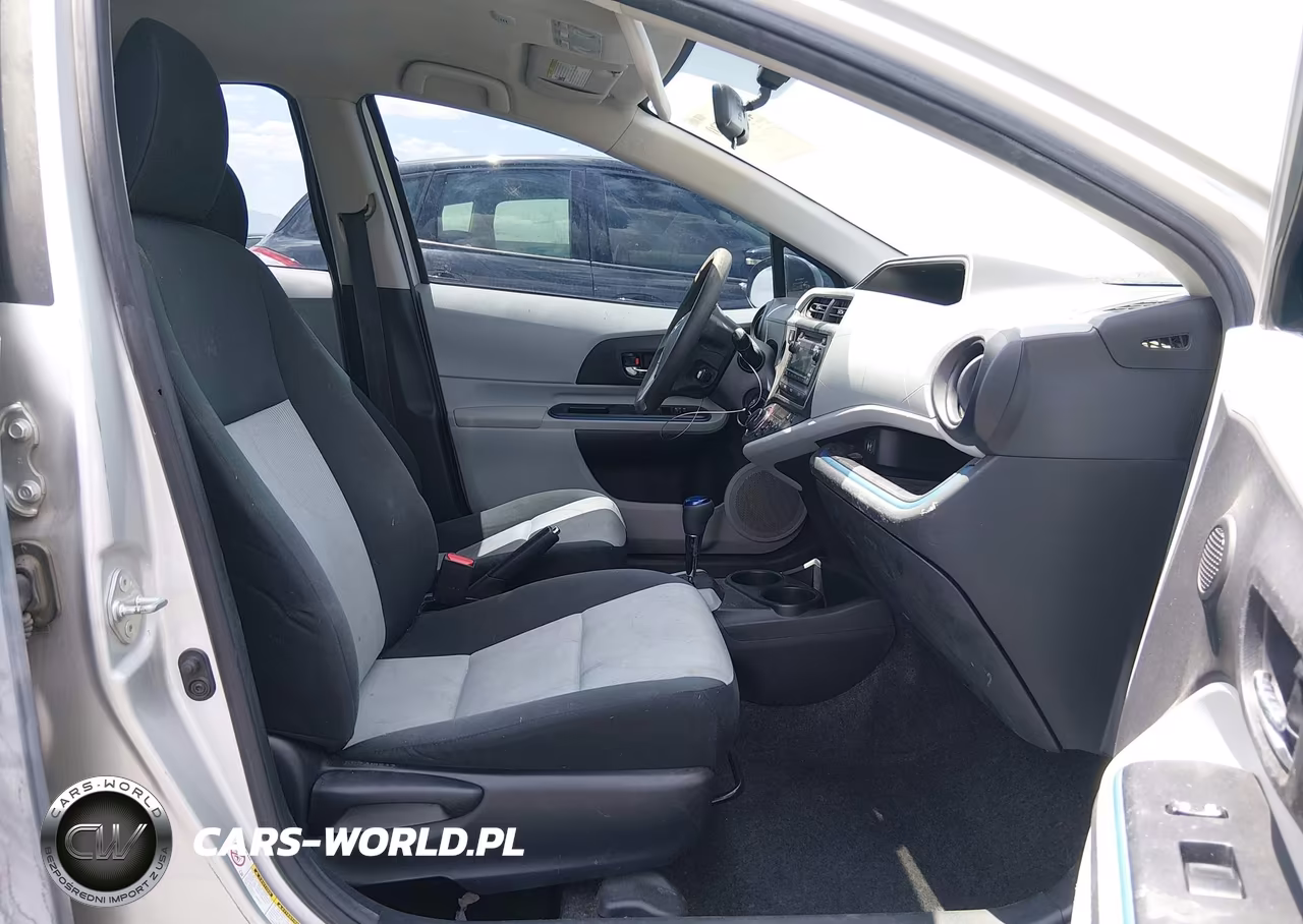 2012 Toyota Prius C Two VIN:JTDKDTB38C1521455 - 5