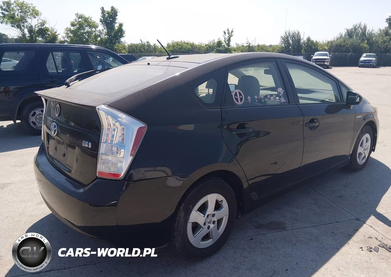 2011 Toyota Prius Two VIN:JTDKN3DU1B0292091 - 4