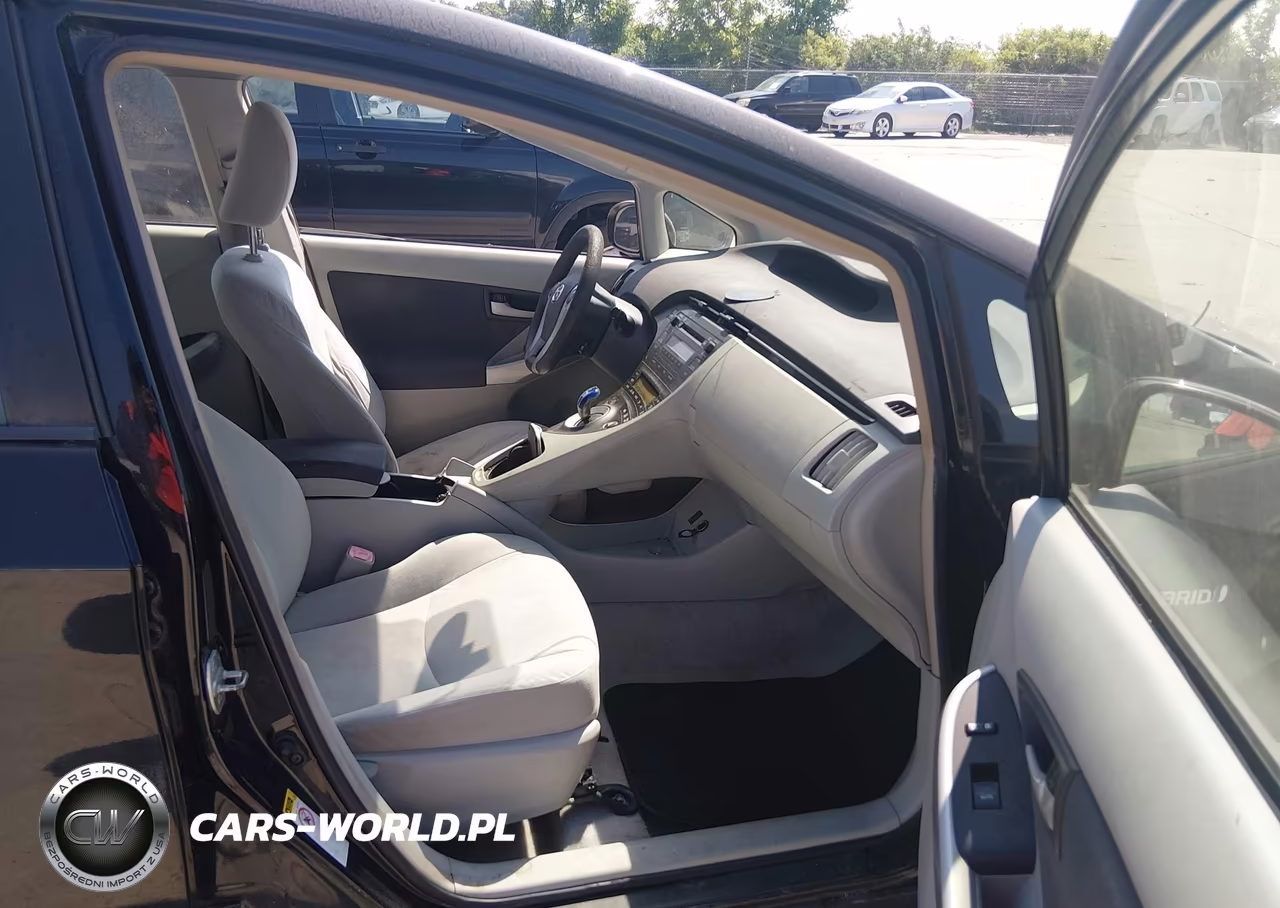 2011 Toyota Prius Two VIN:JTDKN3DU1B0292091 - 5