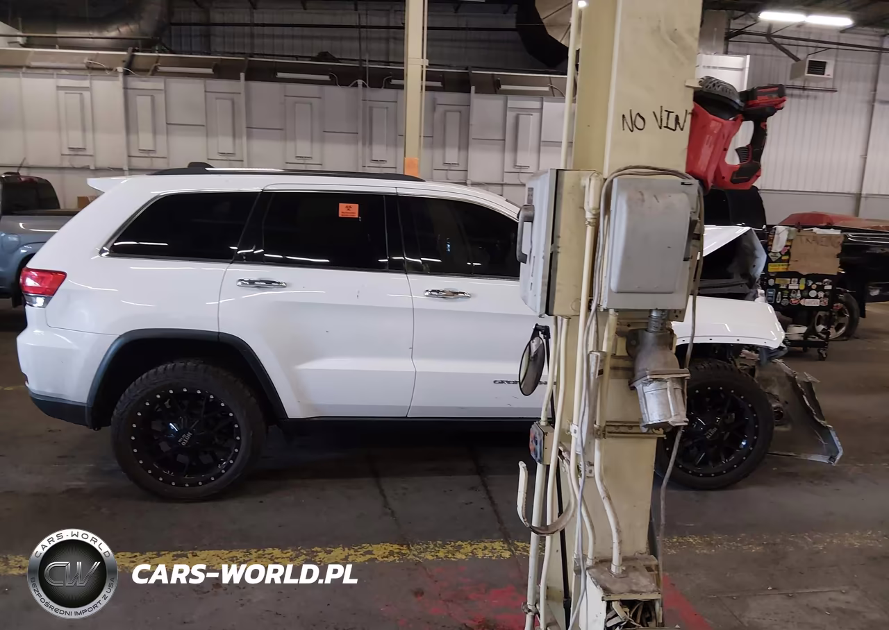 2015 Jeep Grand Cherokee Limited VIN:1C4RJFBG1FC205321 - 13