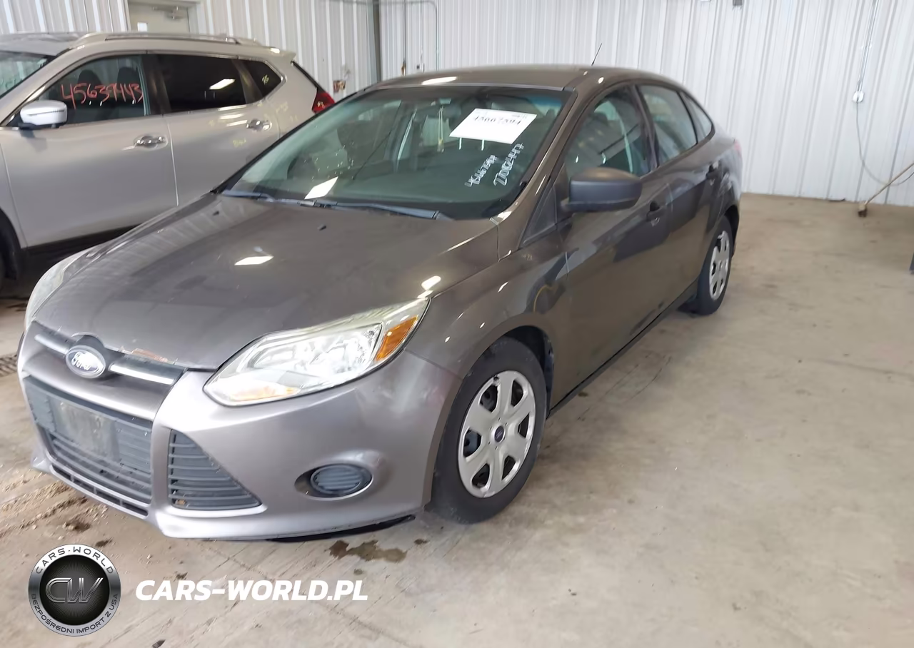 2012 Ford Focus S VIN:1FAHP3E24CL451421 - 2