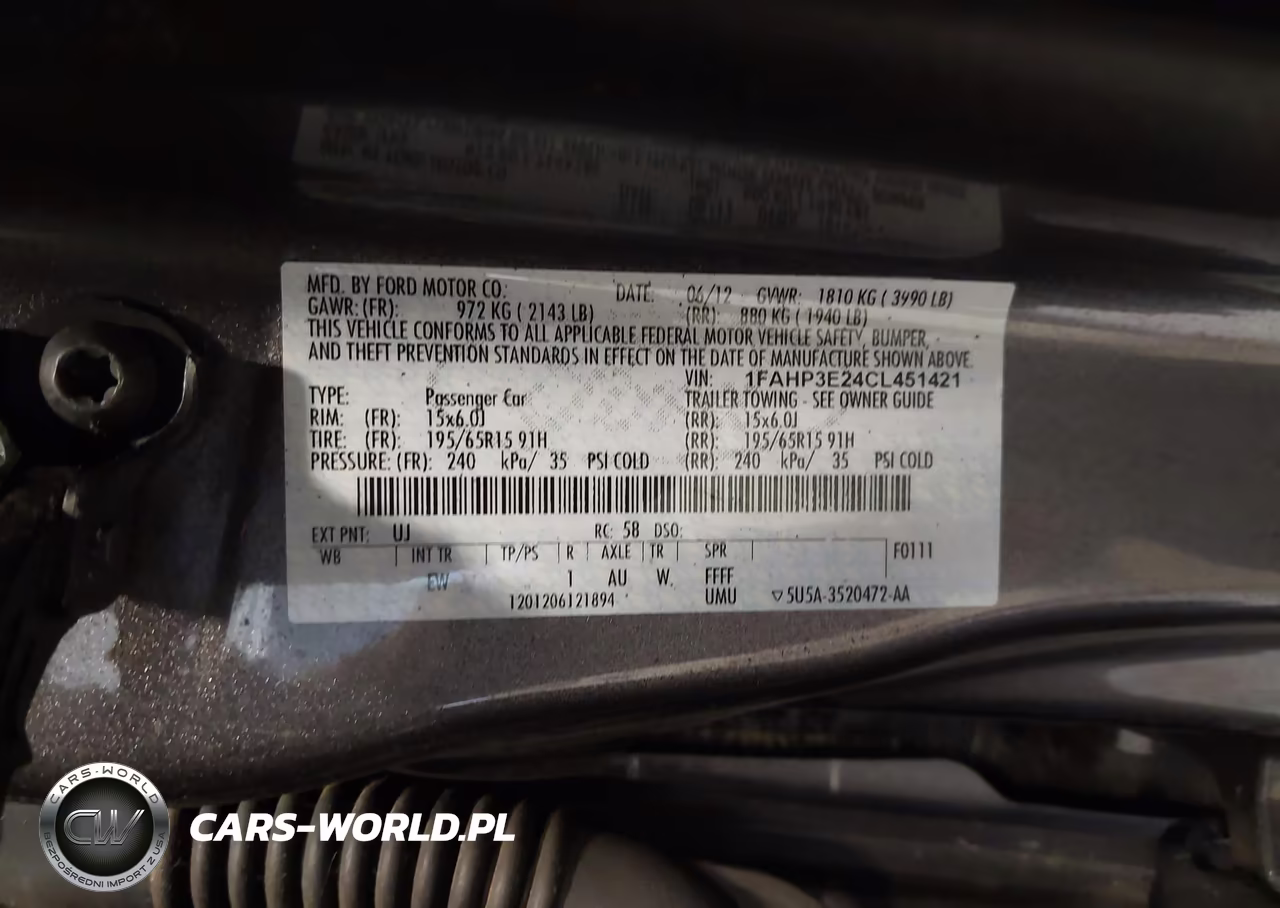 2012 Ford Focus S VIN:1FAHP3E24CL451421 - 9