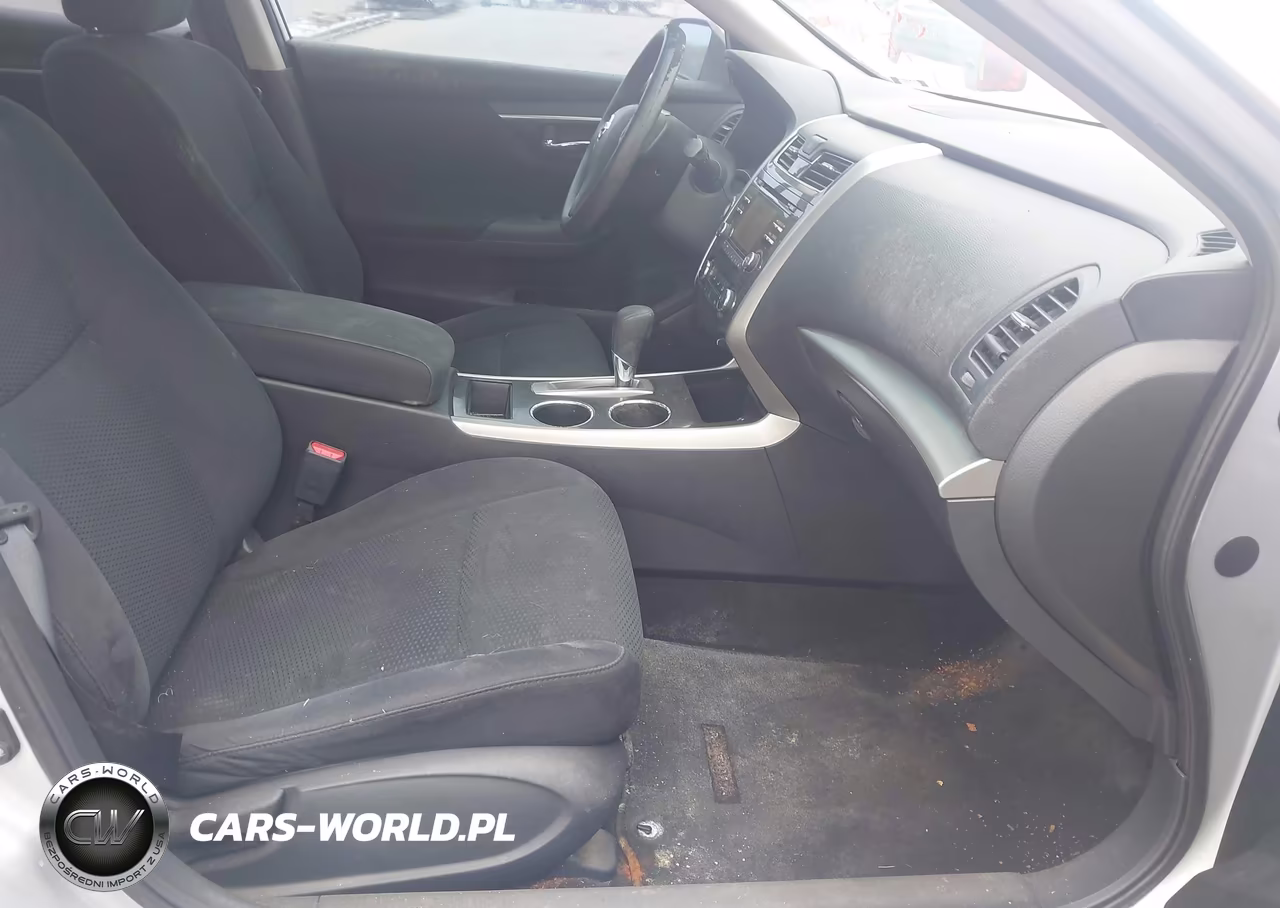 2014 Nissan Altima 2.5 S VIN:1N4AL3AP8EN388880 - 5