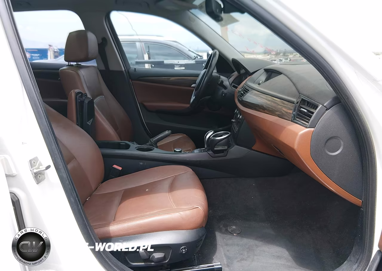 BMW X1 SDRIVE2 VIN:WBAVM1C55EVW46858 - 5