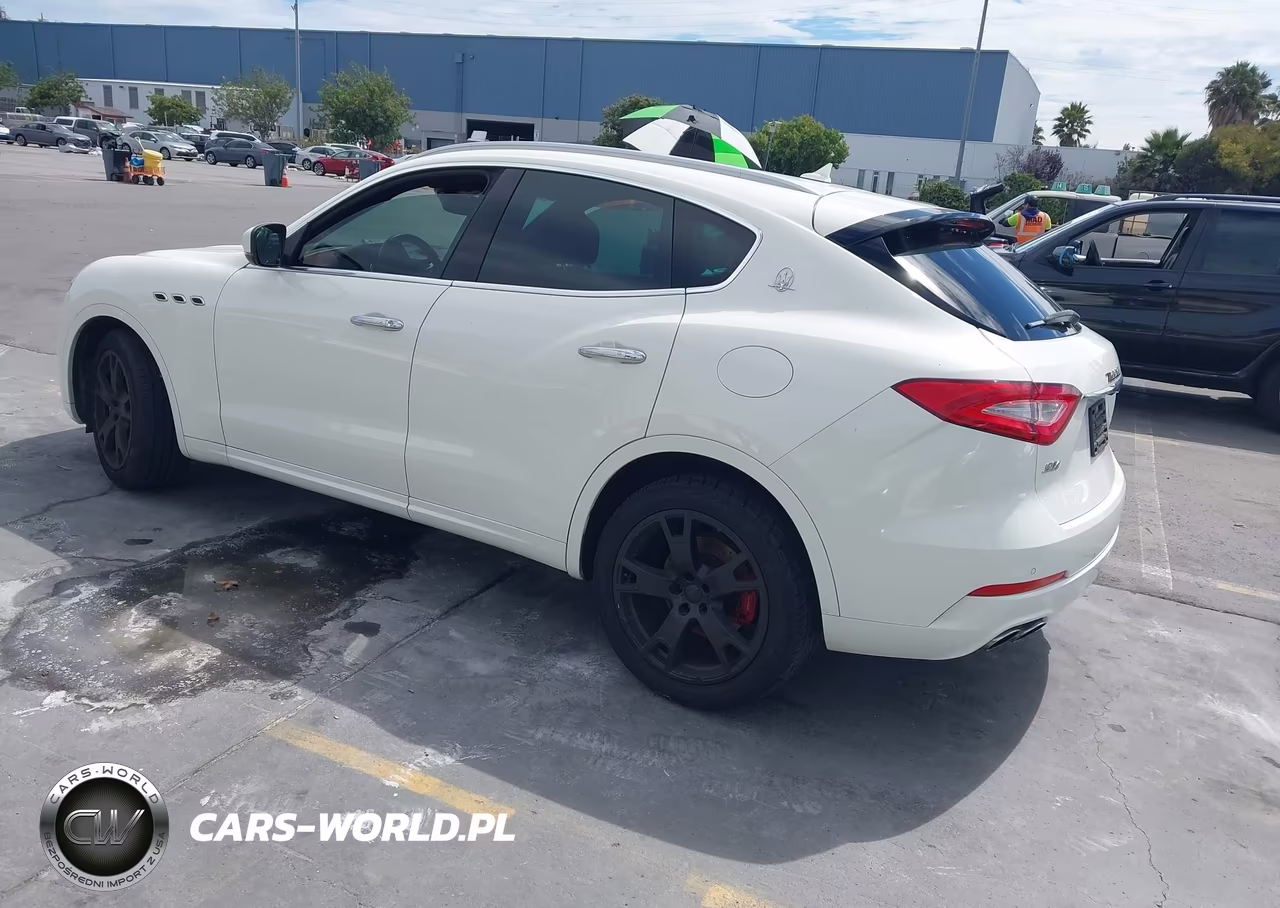 2017 Maserati Levante S VIN:ZN661YUA1HX248171 - 3