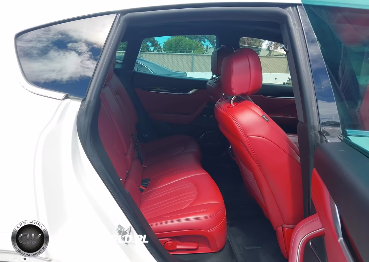 2017 Maserati Levante S VIN:ZN661YUA1HX248171 - 8