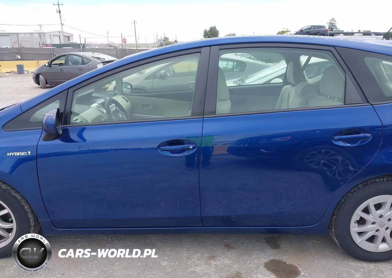 2012 Toyota Prius V Three VIN:JTDZN3EU9C3137124 - 14
