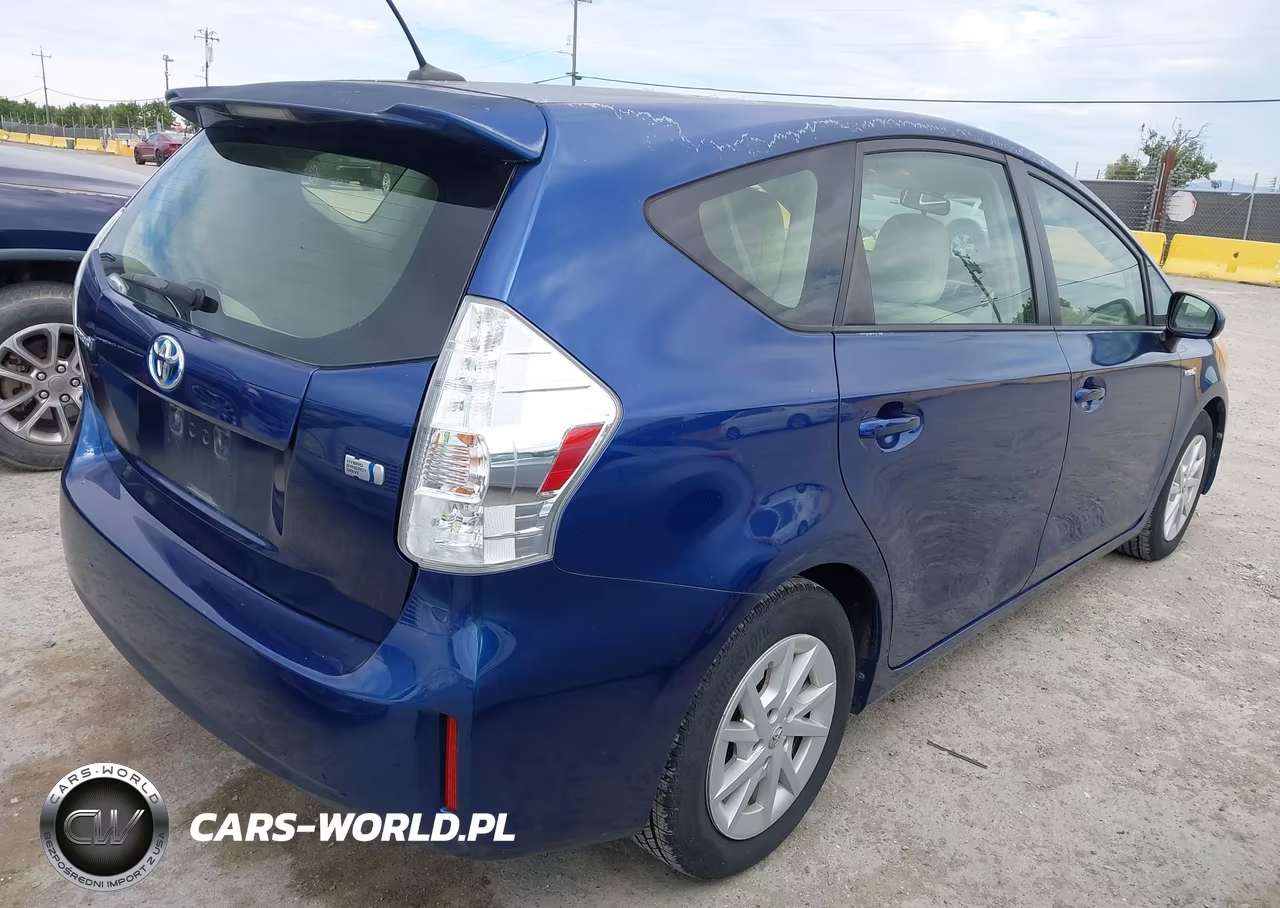 2012 Toyota Prius V Three VIN:JTDZN3EU9C3137124 - 4
