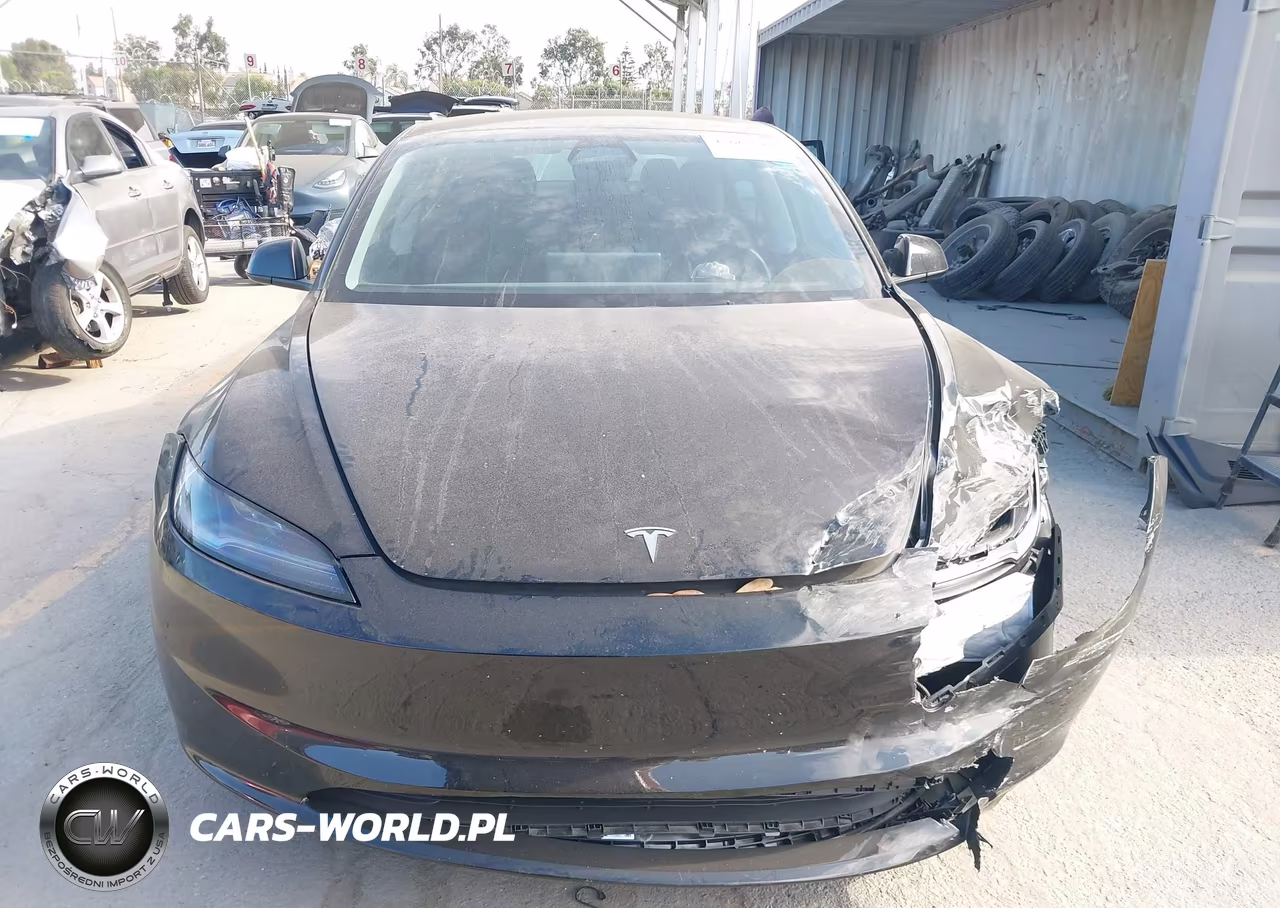 2025 Tesla Model 3 Long Range Rear-Wheel Drive-Standard Rear-Wheel Drive VIN:5YJ3E1EA6SF030663 - 15